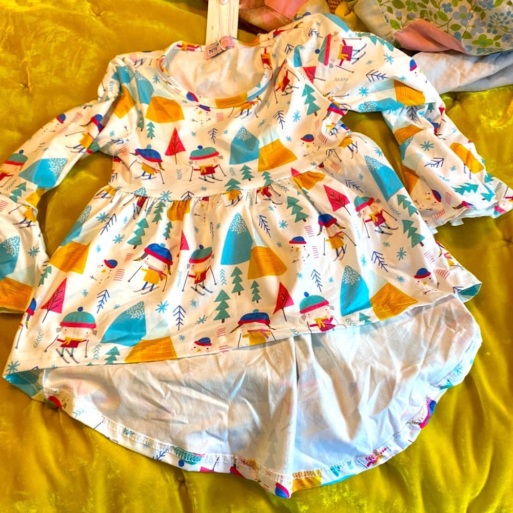 Two piece set 3t Pete and Lucy brand new “winter wonderland land”